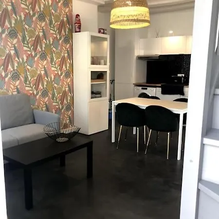 Le 20 La Loire Maison De Bord De Loire Casa de Férias *